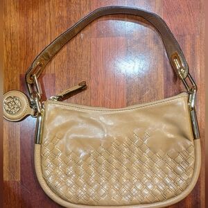Antonio Melani Small Tan Woven Leather Purse Buttery Soft Leather Heavy Duty Zip